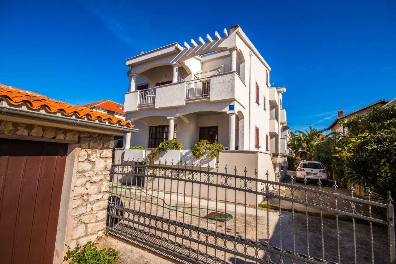 Apartments Stanic Zadar Bagian luar foto